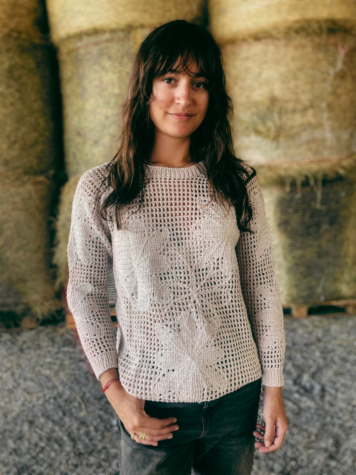 The FLORA sweater beige