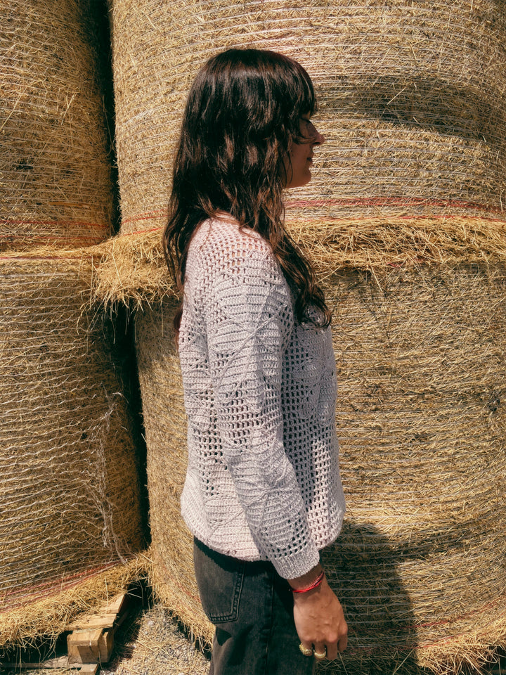 The FLORA sweater beige