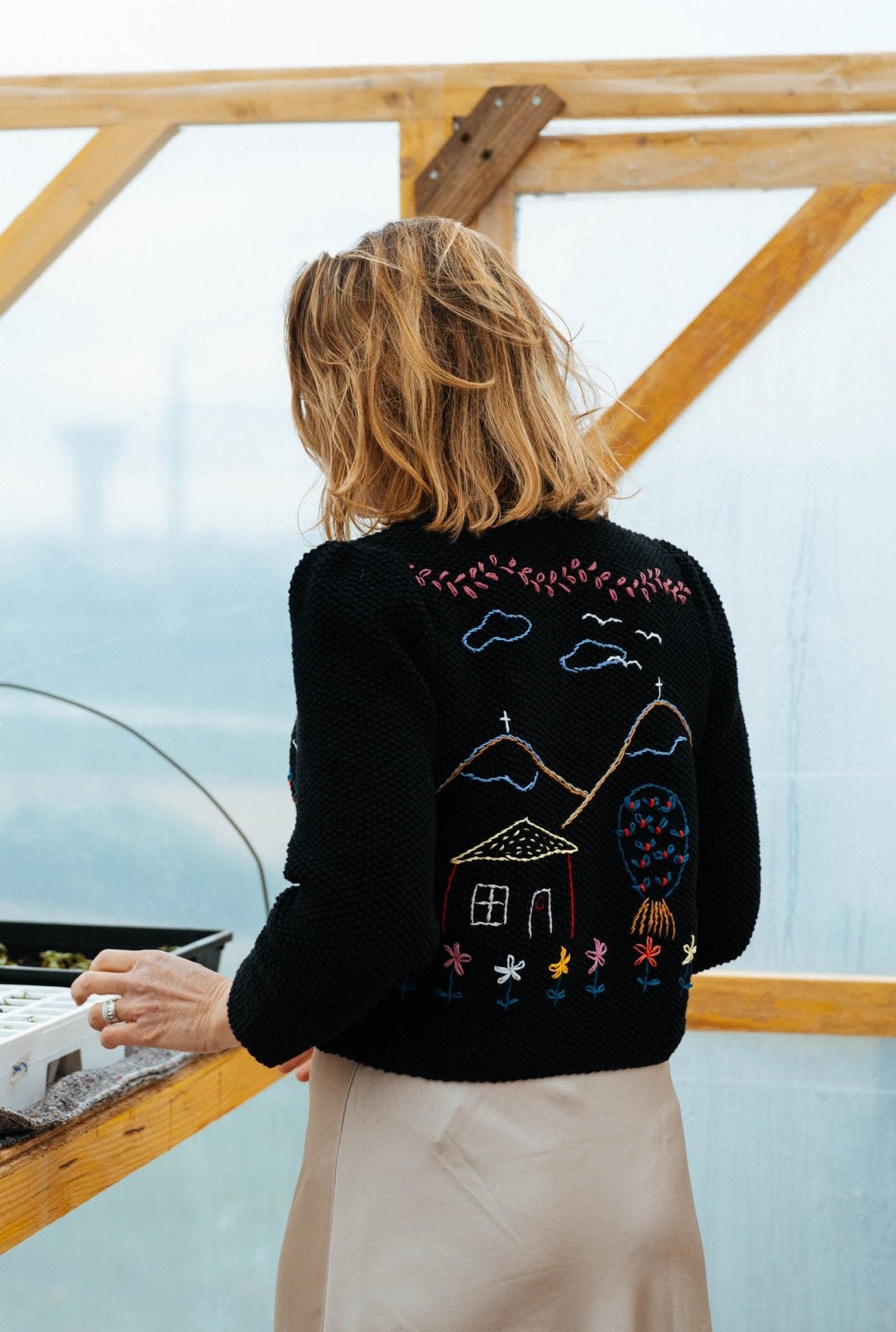 Alpine Heart Cardigan in Black – Handknitted Organic Cotton - MICHAELA BUERGER