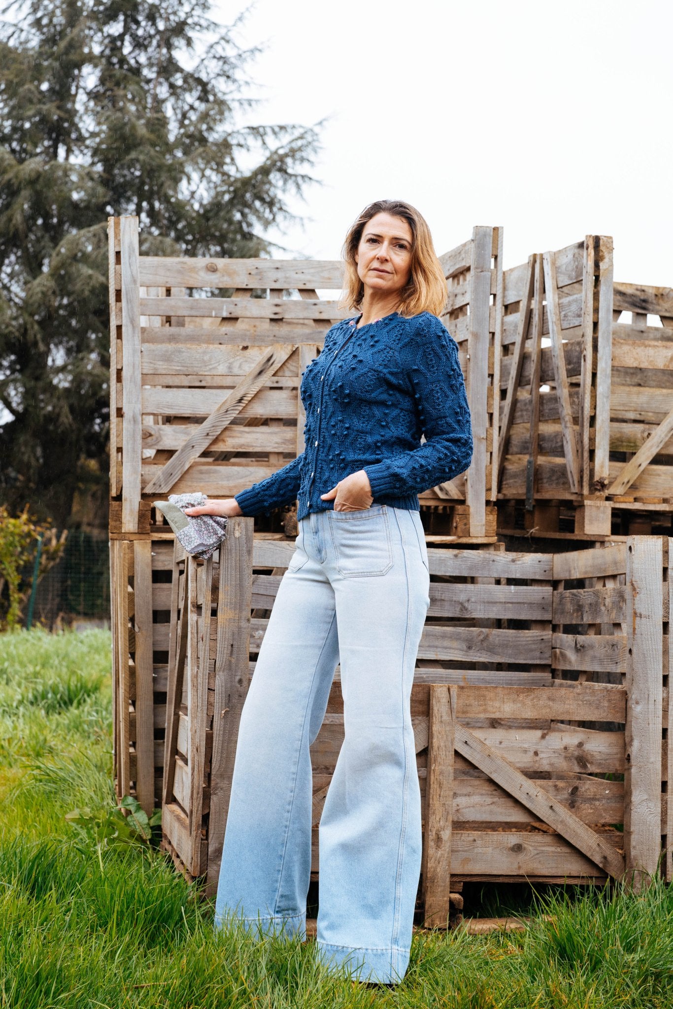 Finny Cardigan Alpine Sky Blue – Hand‑Knitted Organic Cotton - MICHAELA BUERGER