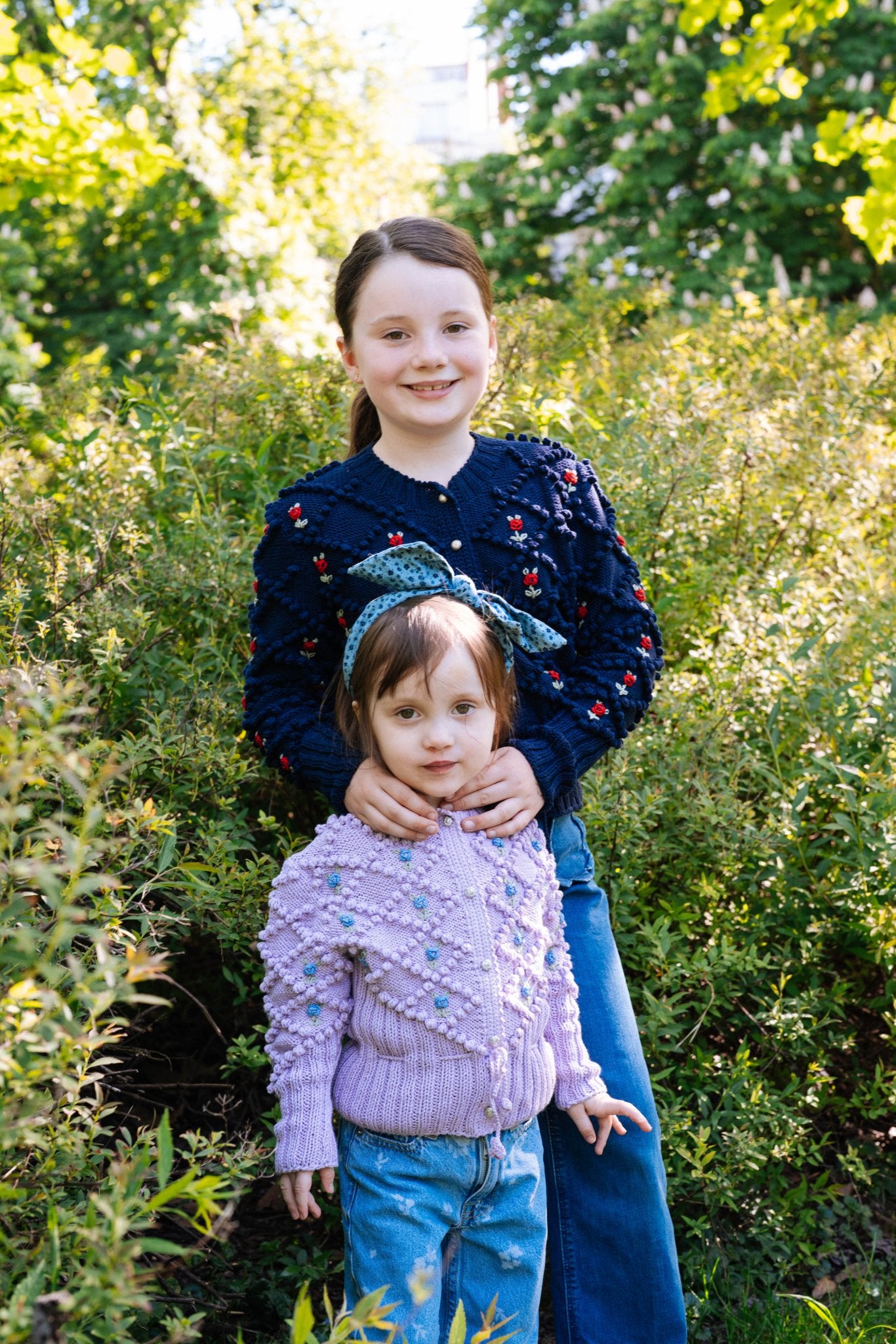 MINI KARLA — Hand - Knitted Girls Cardigan in Dark Blue - MICHAELA BUERGER