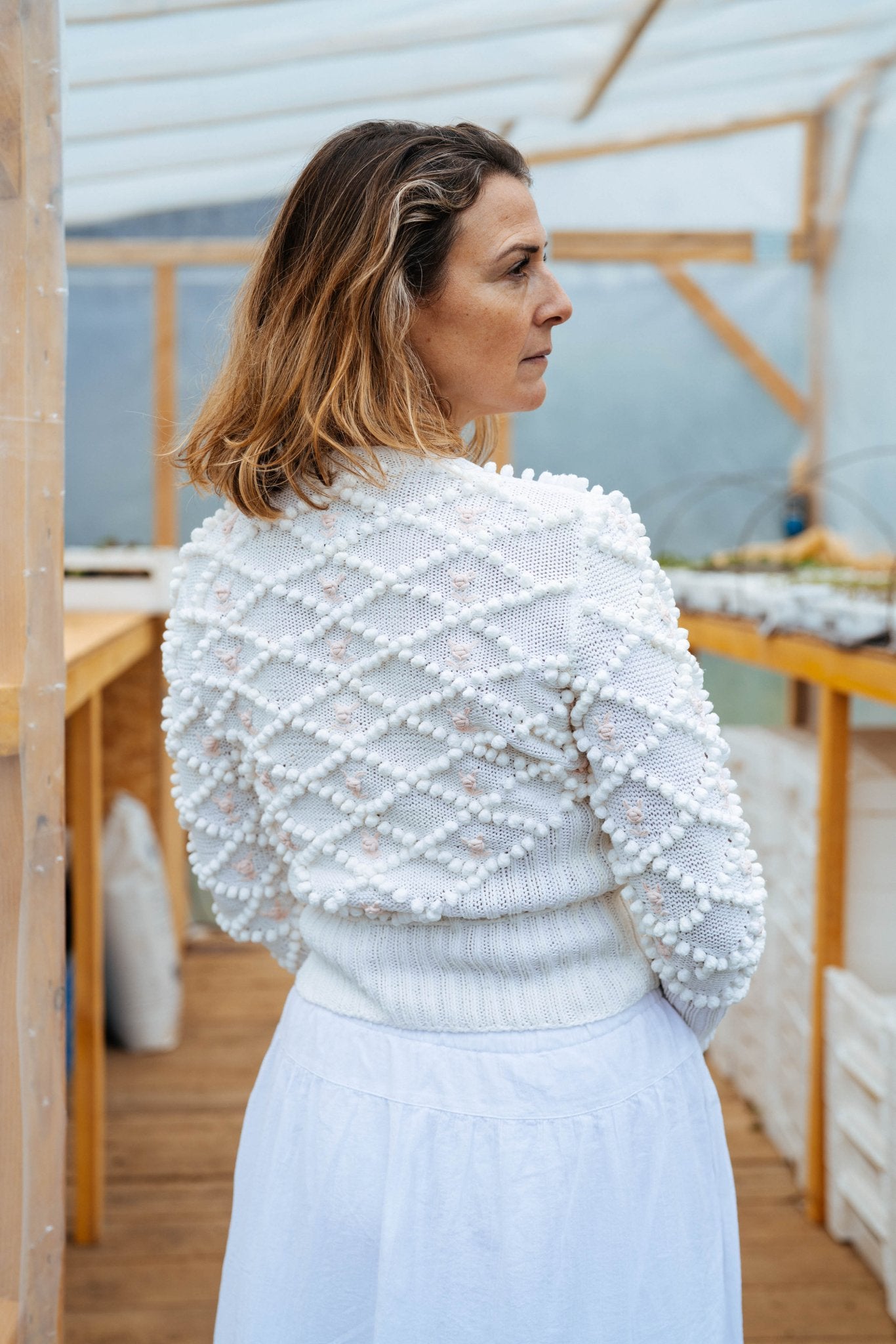 CARLA 2way Lady blouse ホワイト Karla Cardigan Cream White Cotton | Hand-Knitted Floral Knit