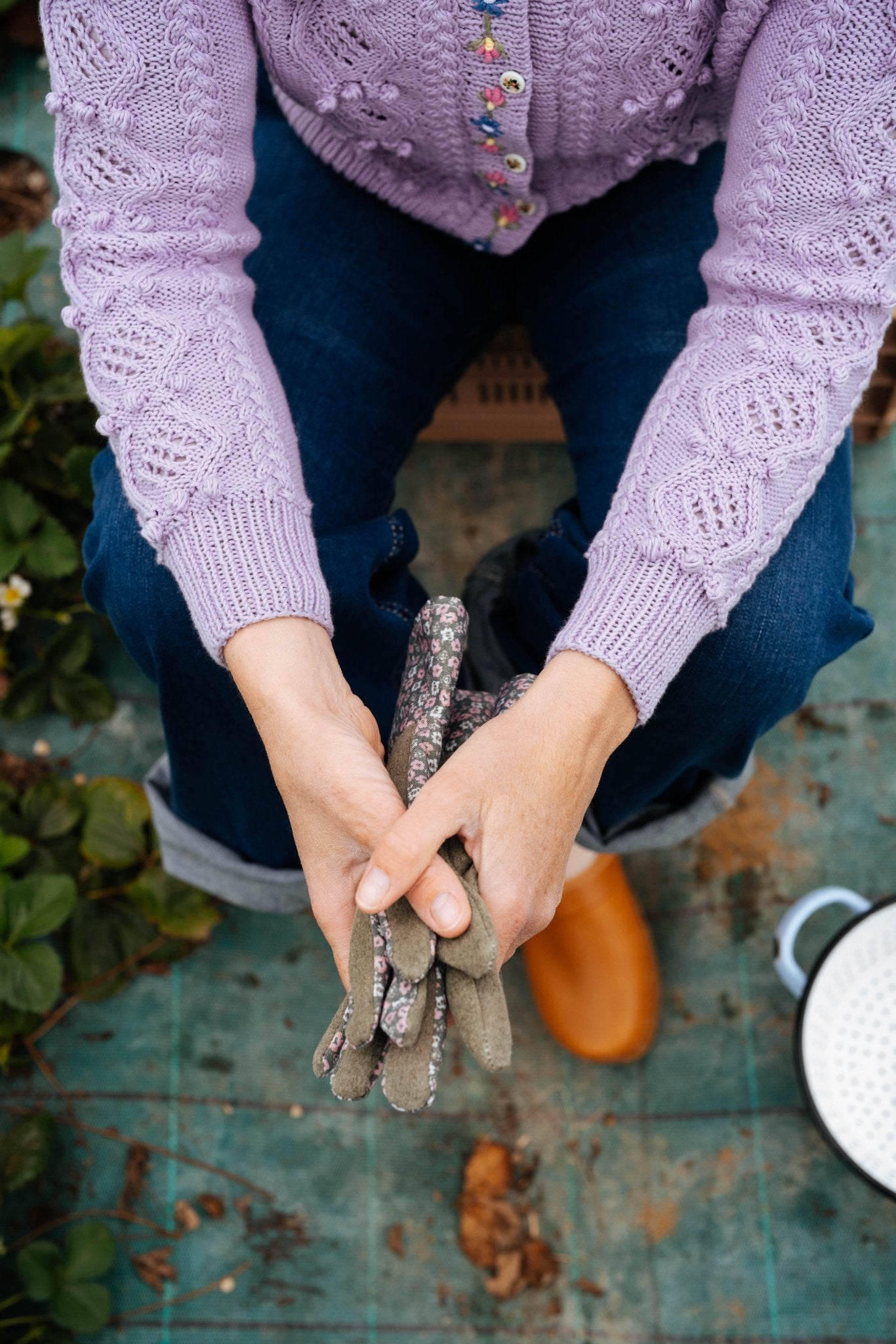 Thekla Cardigan Lilac Organic Cotton | Hand - Knitted Alpine Knit - MICHAELA BUERGER